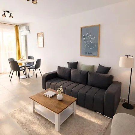 Apartman Alezzi Odyssey Pool & *